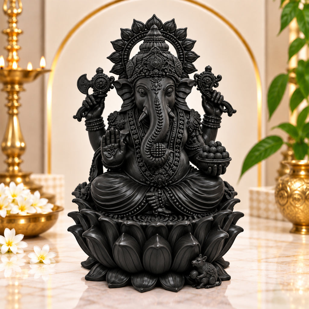 Divine Ganapati Murti